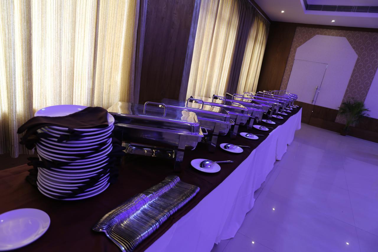 Kamlesh Continental Hotel Angul Kültér fotó
