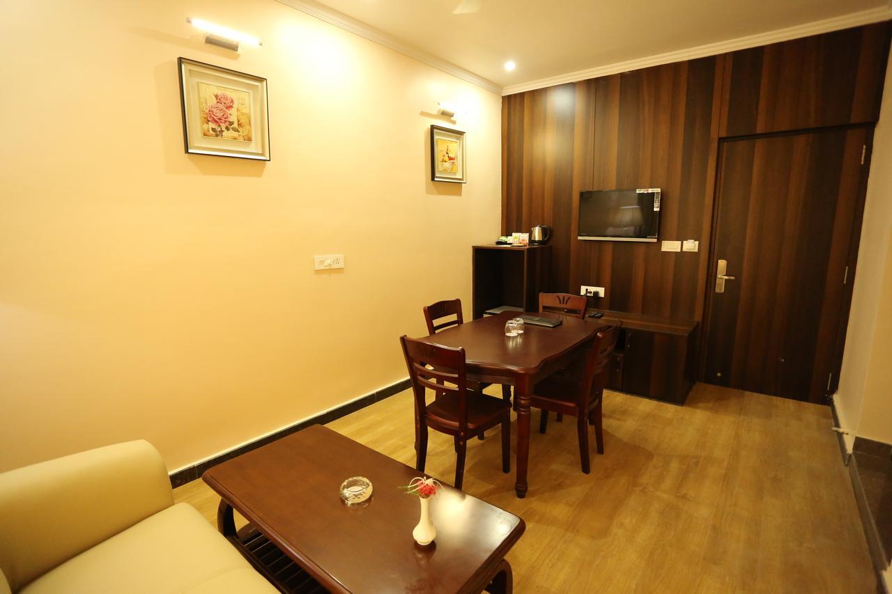 Kamlesh Continental Hotel Angul Szoba fotó