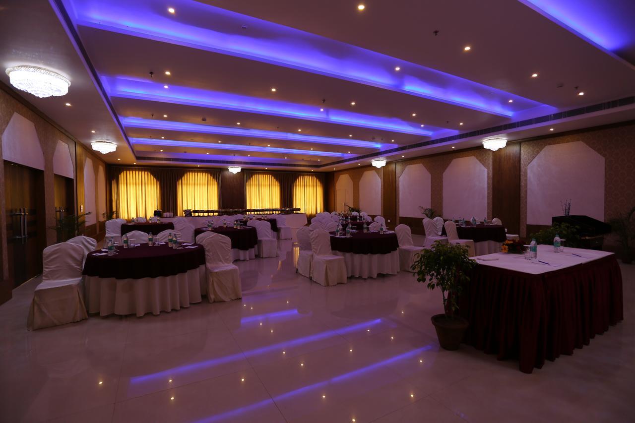 Kamlesh Continental Hotel Angul Kültér fotó